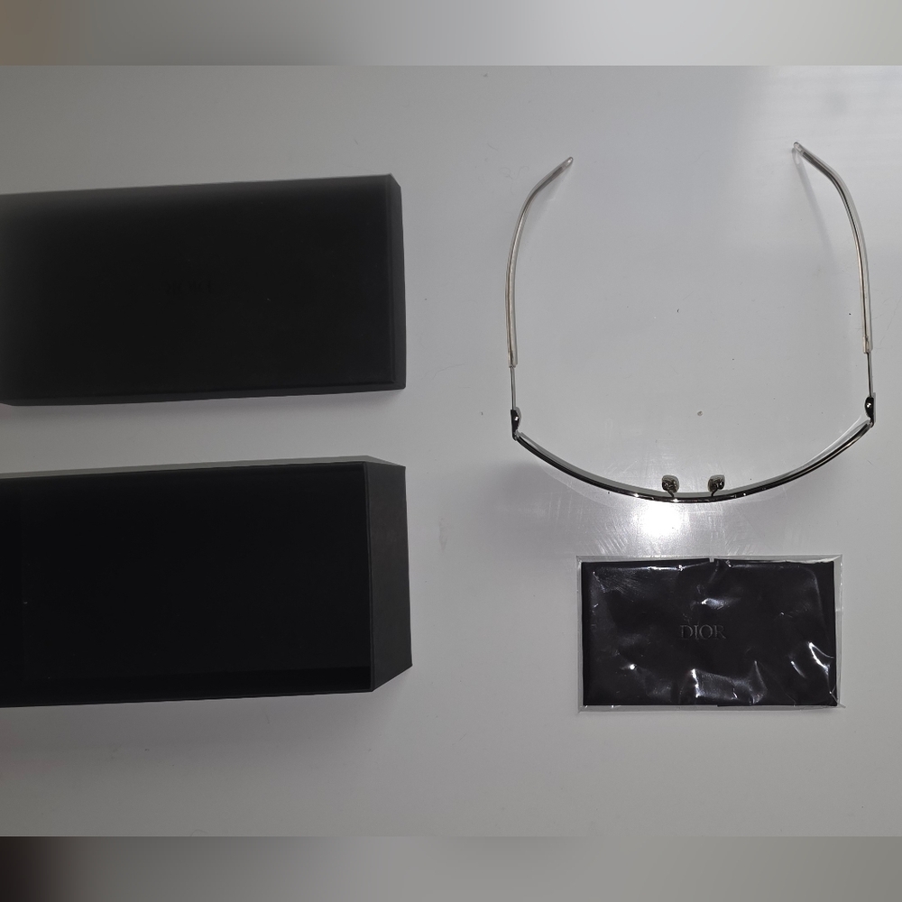 Dior Sunglasses - Picture 4 of 7